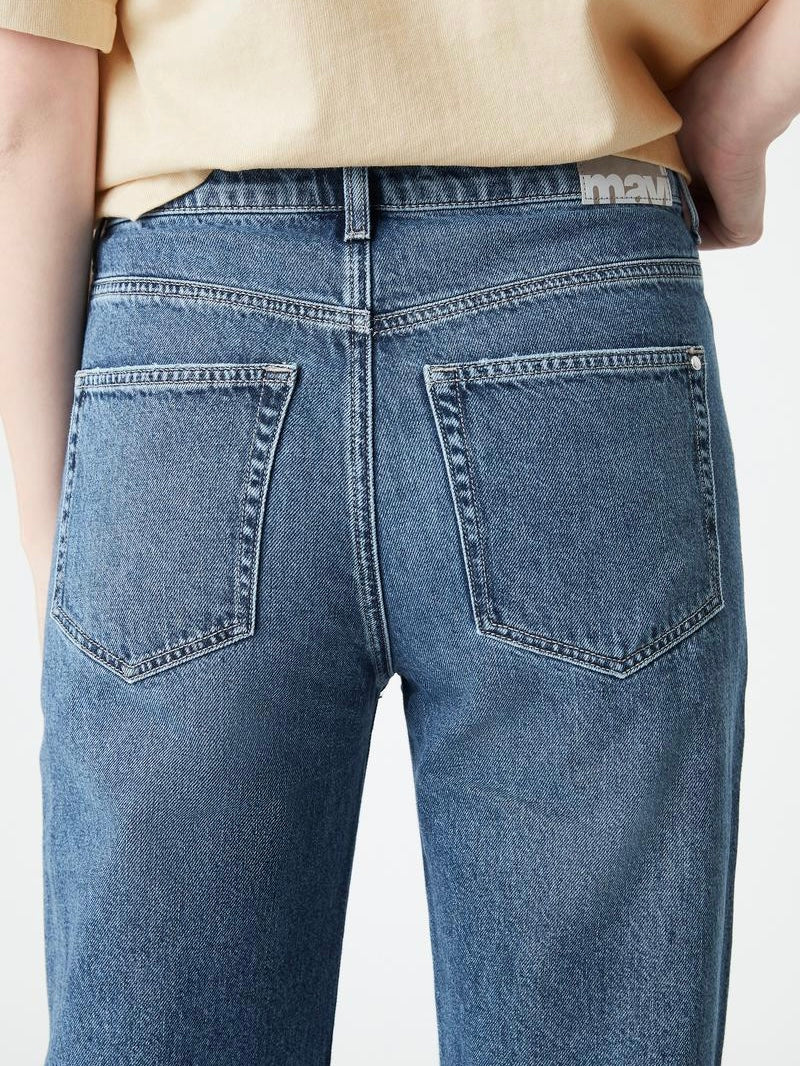 Victoria Jeans - Mid Brushed Organic Blue | Camilla on Piper Kyneton